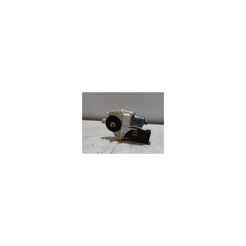 Moteur leve vitre avant droit PEUGEOT 407 PHASE 1 d’occasion