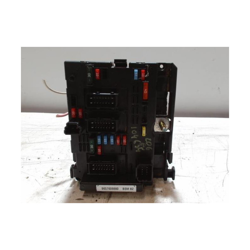 Boitier servitude moteur (BSM) PEUGEOT 206 PHASE 2 d’occasion