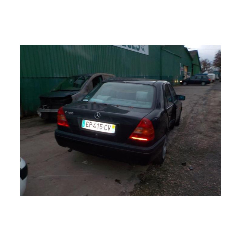 Feu arriere principal droit (feux) MERCEDES CLASSE C 202 PHASE 1 d’occasion