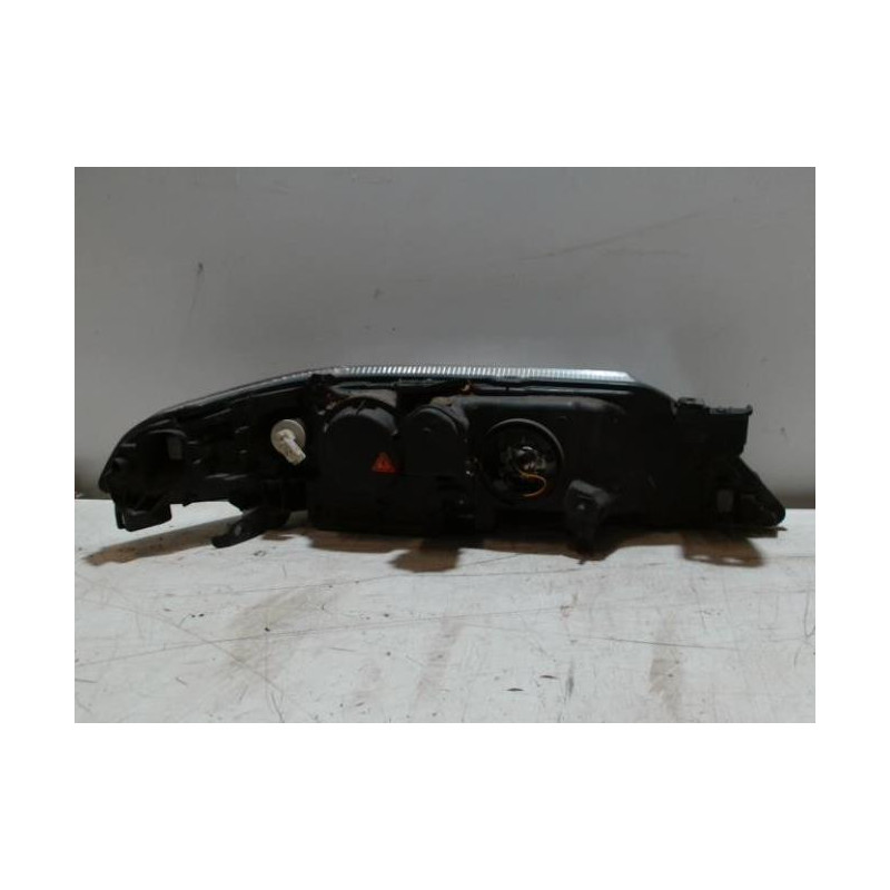 Optique avant principal gauche (feux)(phare) RENAULT LAGUNA 2 PHASE 1 d’occasion