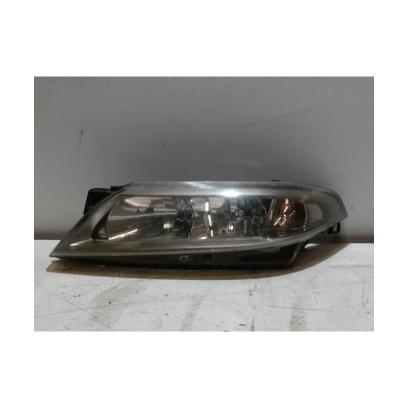 Optique avant principal gauche (feux)(phare) RENAULT LAGUNA 2 PHASE 1 d’occasion