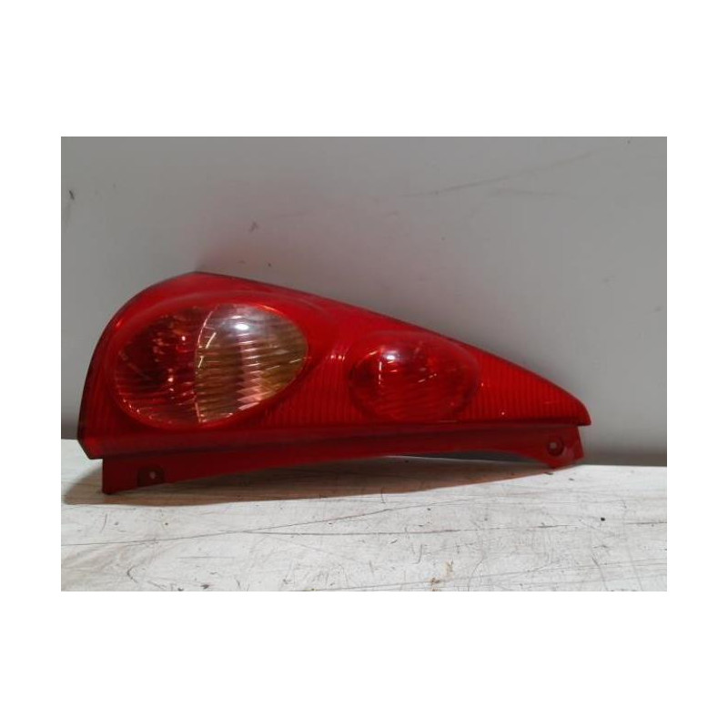Feu arriere principal gauche (feux) PEUGEOT 107 PHASE 1 d’occasion