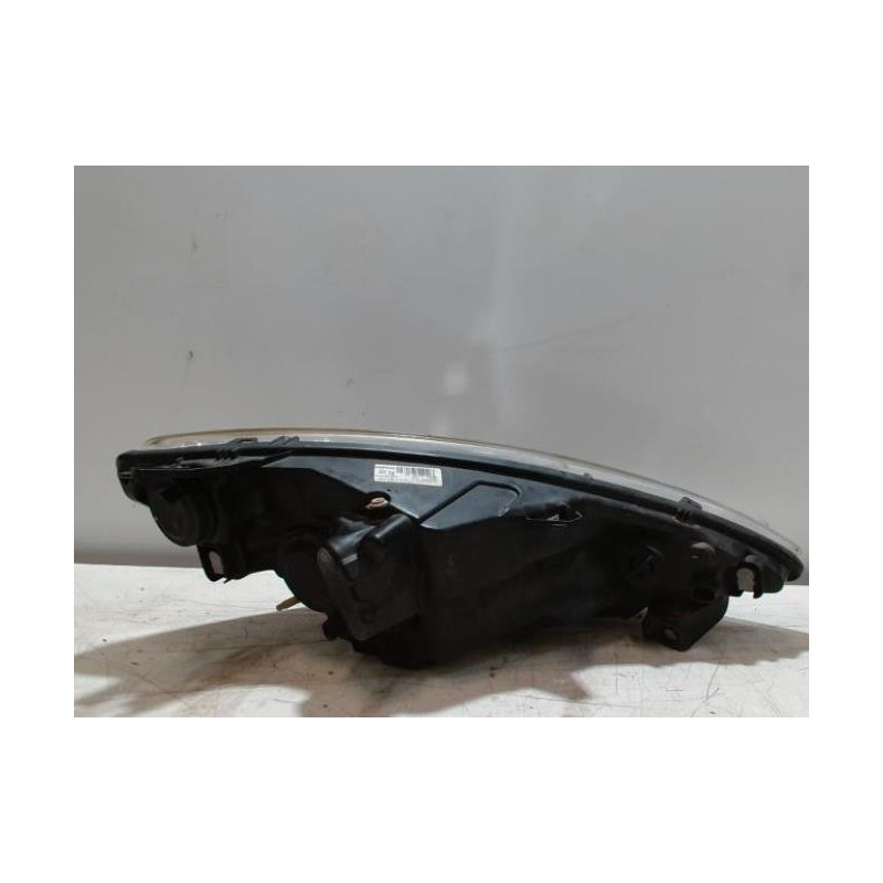 Optique avant principal gauche (feux)(phare) PEUGEOT 1007 d’occasion