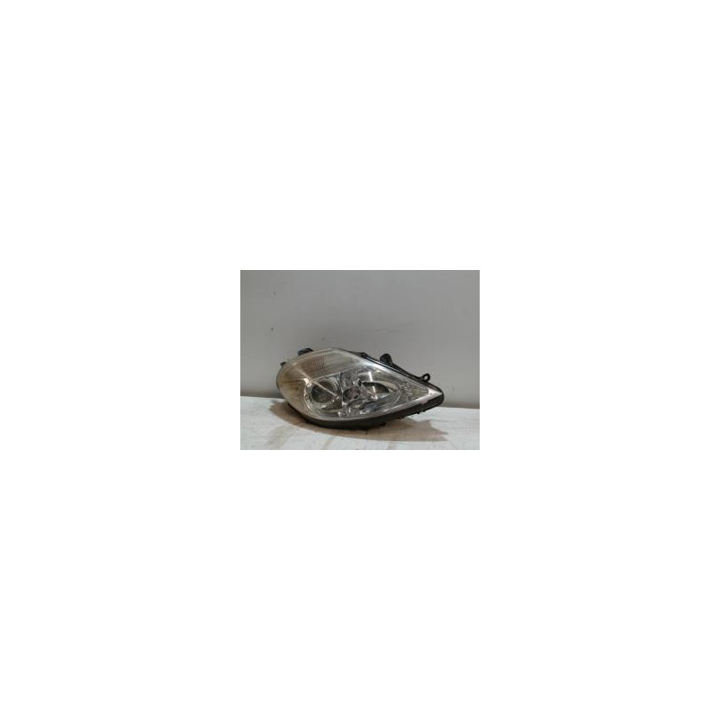 Optique avant principal droit (feux)(phare) CITROEN C8 d’occasion