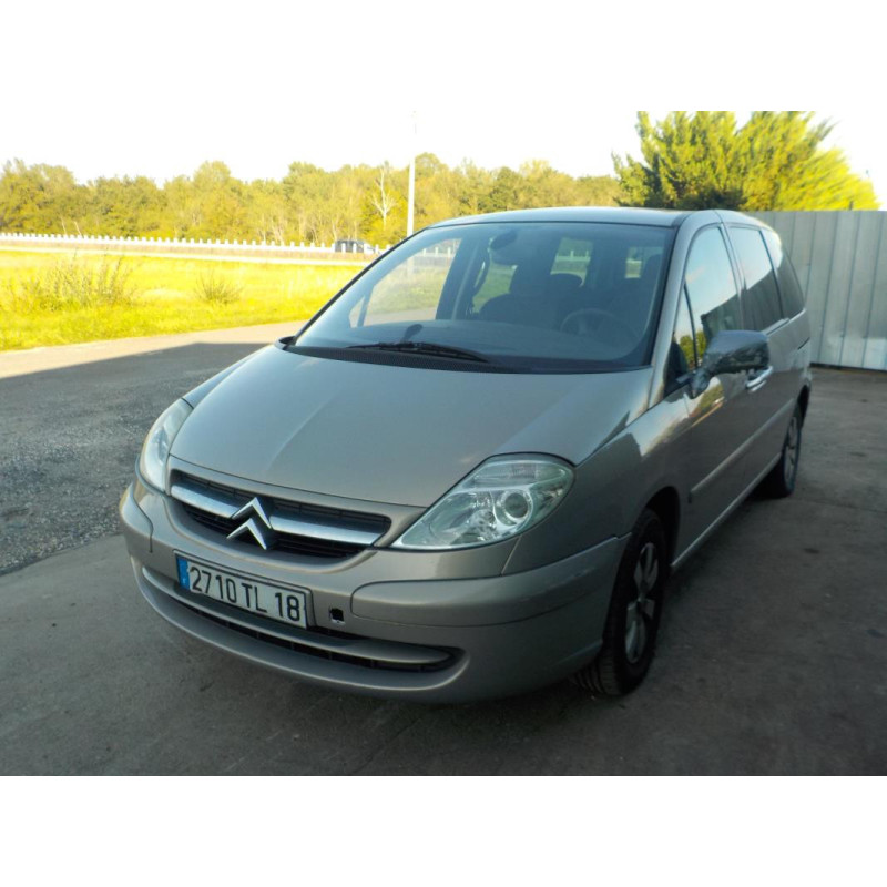 Optique avant principal droit (feux)(phare) CITROEN C8 d’occasion