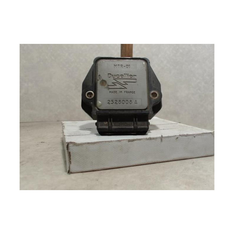 Module d'allumage (allumage) PEUGEOT J9 d’occasion