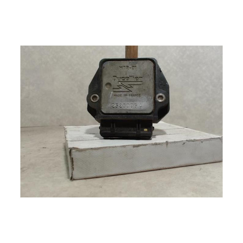 Module d'allumage (allumage) PEUGEOT J9 d’occasion