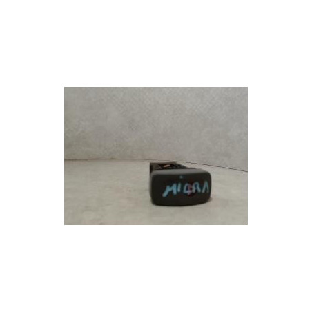 Bouton de warning NISSAN  d’occasion