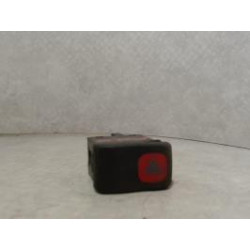 Bouton de warning VOLKSWAGEN POLO 3 PHASE 1 d’occasion