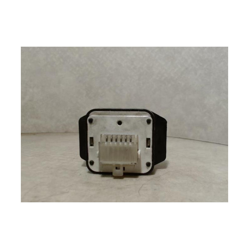Interrupteur de leve vitre avant gauche FIAT TEMPRA PHASE 1 d’occasion