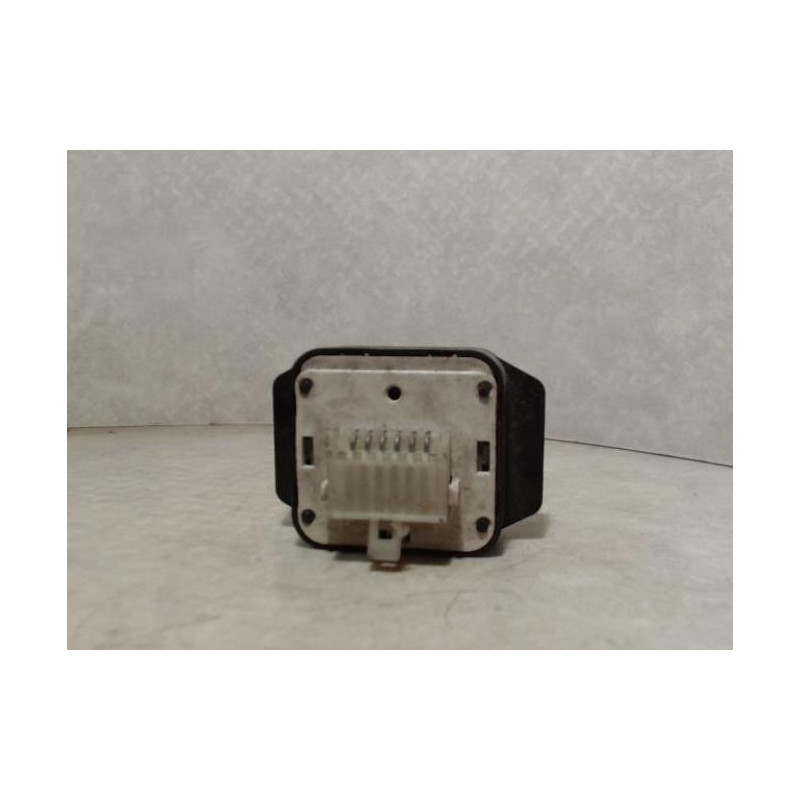 Interrupteur de leve vitre avant gauche FIAT TIPO 1 PHASE 1 d’occasion