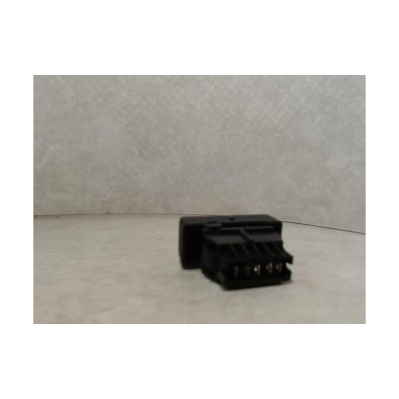 Bouton/Interrupteur RENAULT R19 PHASE 1 d’occasion
