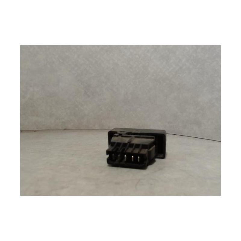 Bouton/Interrupteur RENAULT R19 PHASE 2 d’occasion