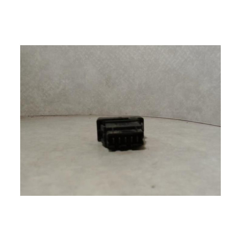 Bouton/Interrupteur RENAULT R25 PHASE 1 d’occasion