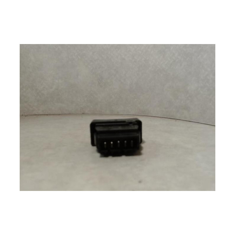 Bouton/Interrupteur RENAULT R25 PHASE 1 d’occasion