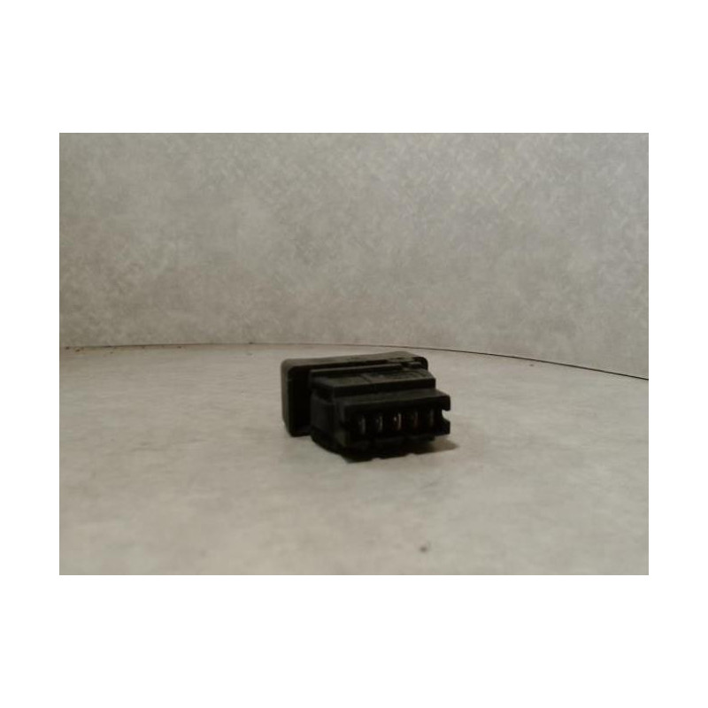 Bouton/Interrupteur RENAULT R25 PHASE 2 d’occasion