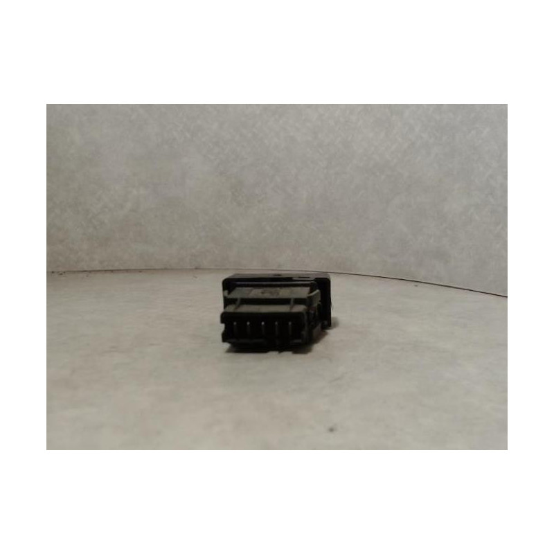 Bouton/Interrupteur RENAULT R25 PHASE 2 d’occasion