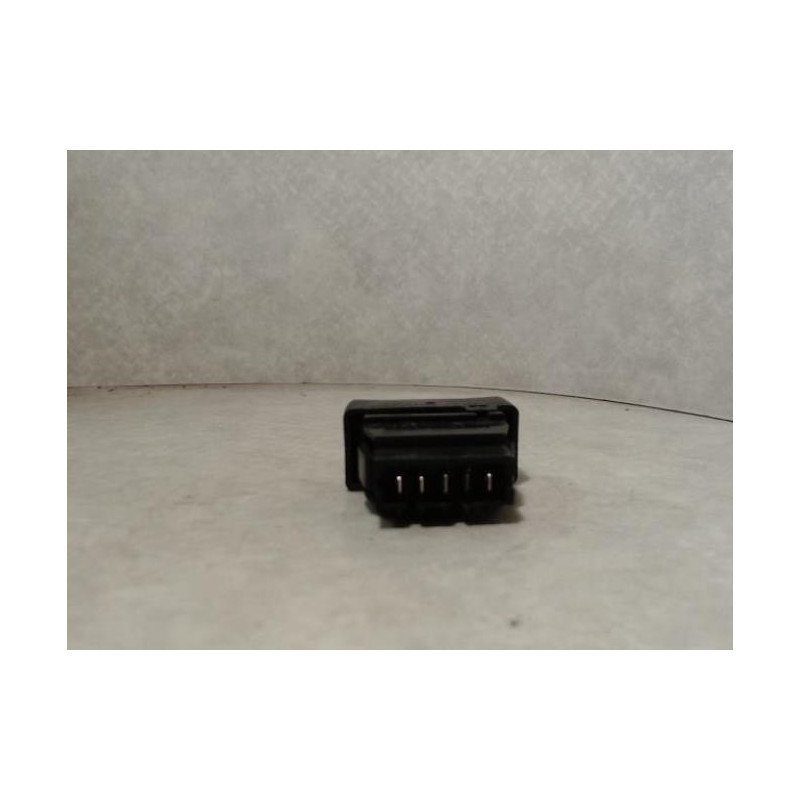 Bouton/Interrupteur RENAULT R25 PHASE 1 d’occasion