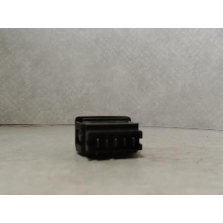 Bouton/Interrupteur RENAULT R25 PHASE 2 d’occasion