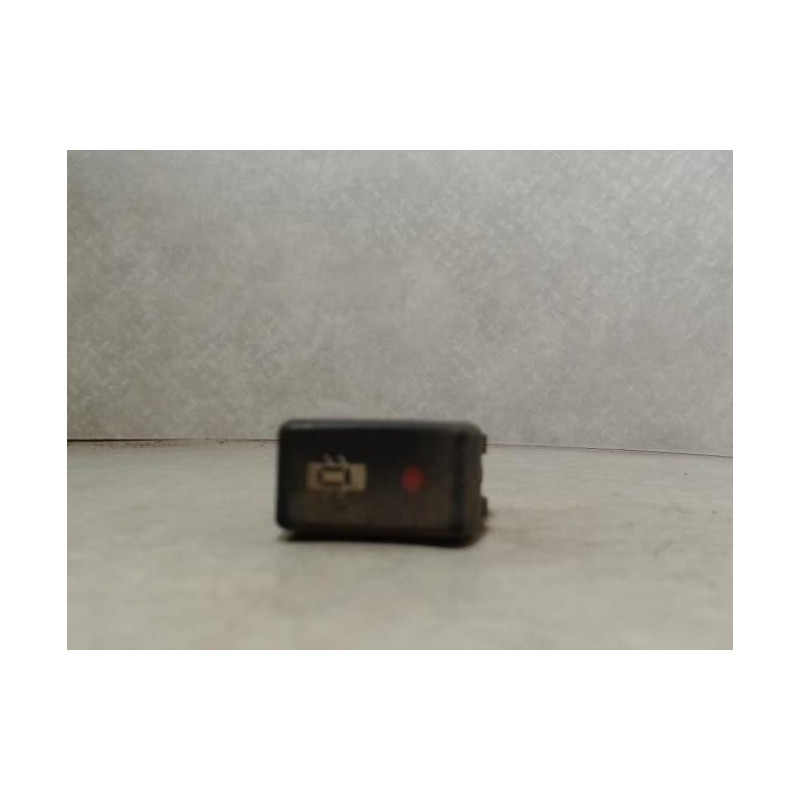 Bouton/Interrupteur RENAULT R25 PHASE 1 d’occasion