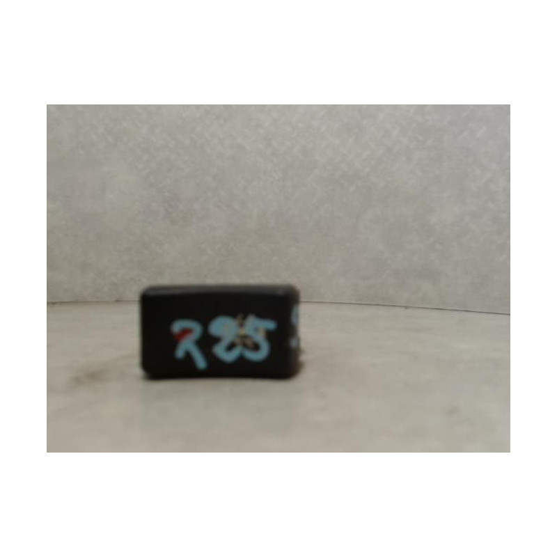 Bouton/Interrupteur RENAULT R25 PHASE 1 d’occasion