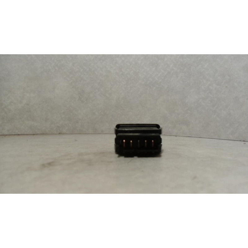 Bouton/Interrupteur RENAULT R25 PHASE 1 d’occasion