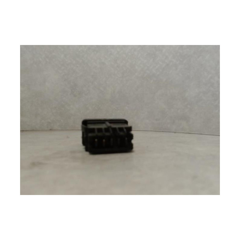 Bouton/Interrupteur RENAULT R25 PHASE 1 d’occasion