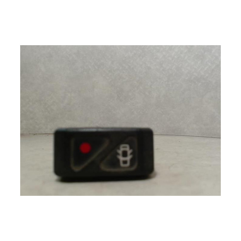 Bouton/Interrupteur RENAULT CLIO 1 PHASE 3 d’occasion