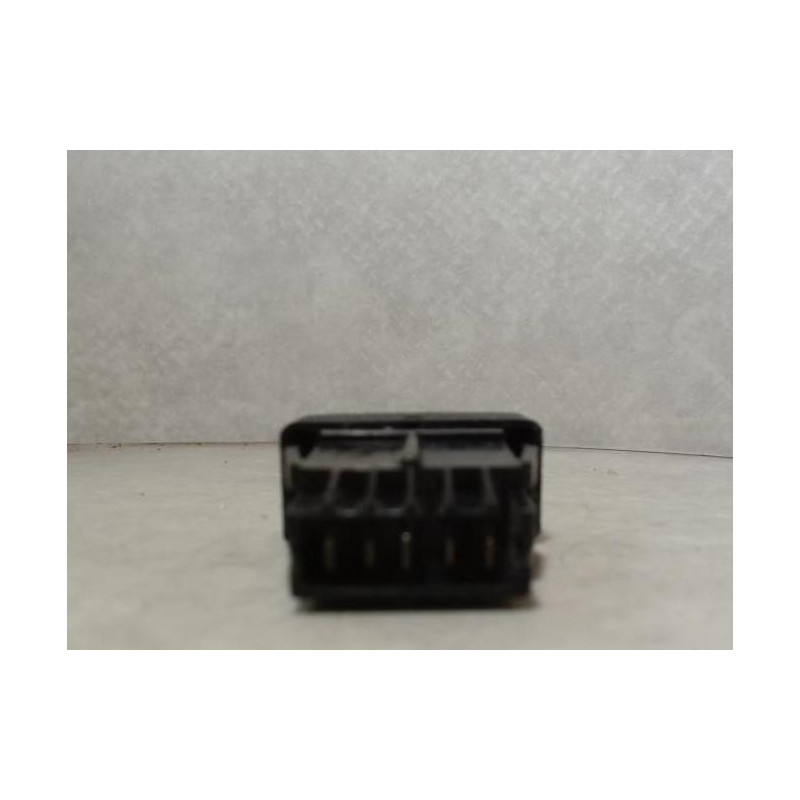 Bouton/Interrupteur RENAULT CLIO 1 PHASE 3 d’occasion