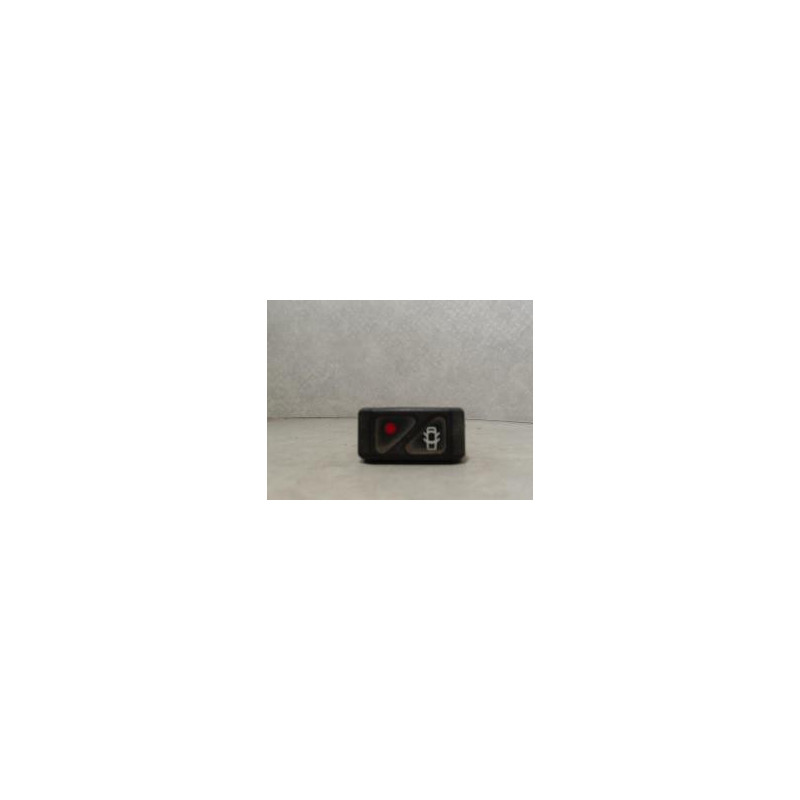 Bouton/Interrupteur RENAULT CLIO 1 PHASE 2 d’occasion