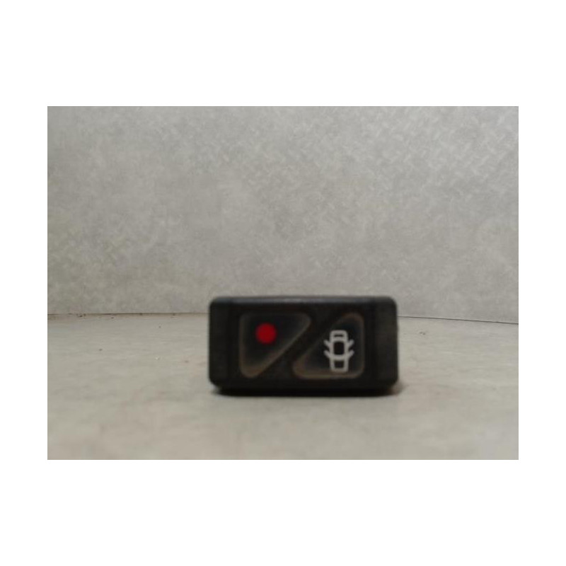 Bouton/Interrupteur RENAULT CLIO 1 PHASE 2 d’occasion