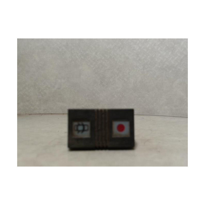 Bouton/Interrupteur RENAULT R21 PHASE 2 d’occasion