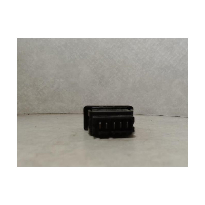 Bouton/Interrupteur RENAULT R21 PHASE 2 d’occasion