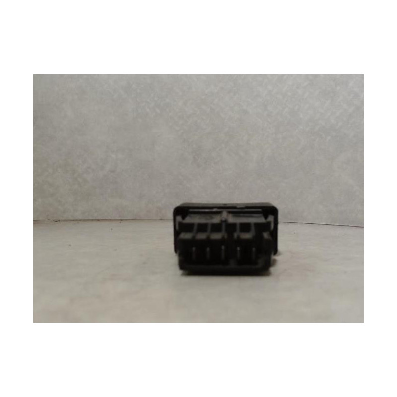 Bouton/Interrupteur RENAULT R21 PHASE 1 d’occasion