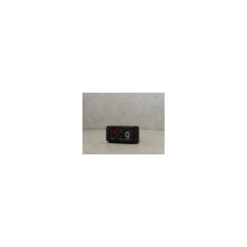 Bouton/Interrupteur RENAULT CLIO 1 PHASE 2 d’occasion