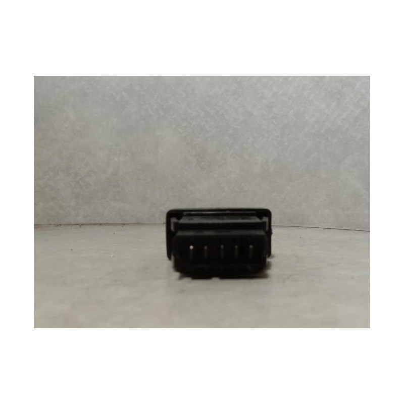Bouton/Interrupteur RENAULT CLIO 1 PHASE 1 d’occasion