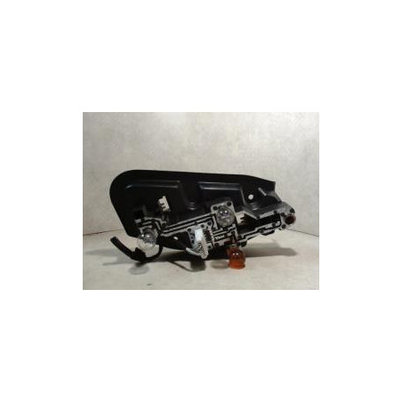 Platine feu arriere droit CITROEN C5 1 PHASE 1 d’occasion