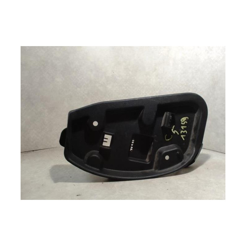 Platine feu arriere droit CITROEN C5 1 PHASE 1 d’occasion