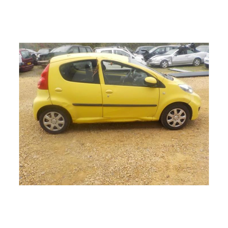 Feu arriere stop central PEUGEOT 107 PHASE 2 d’occasion