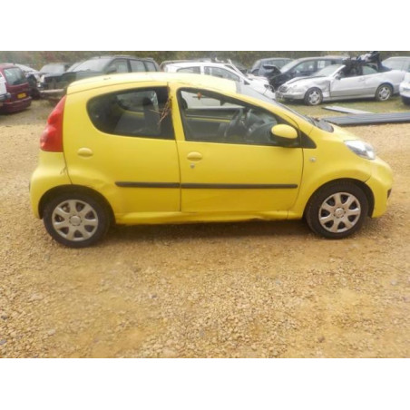 Feu arriere stop central PEUGEOT 107 PHASE 2 d’occasion