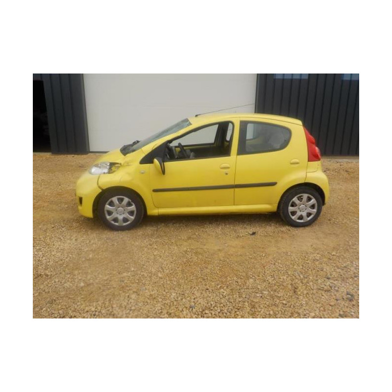 Feu arriere stop central PEUGEOT 107 PHASE 2 d’occasion