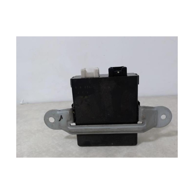 Calculateur boitier electronique ESP/ABS HYUNDAI SANTA FE 1 d’occasion