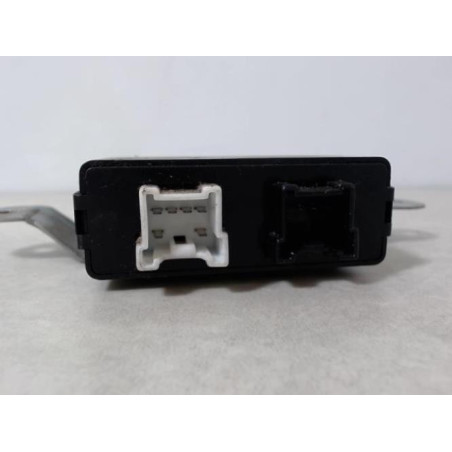 Calculateur boitier electronique ESP/ABS HYUNDAI SANTA FE 1 d’occasion