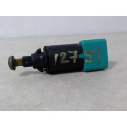 Contacteur feu stop PEUGEOT 206+ d’occasion