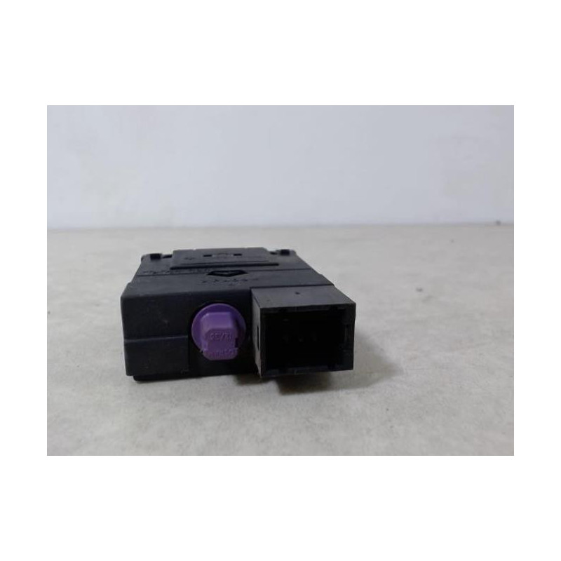 Commande de reglage hauteur de phare RENAULT CLIO 2 PHASE 1 d’occasion
