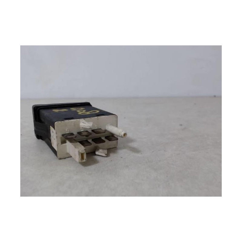 Commande anti brouillard arriere AUDI  d’occasion
