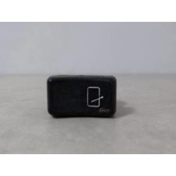Bouton/Interrupteur RENAULT R25 PHASE 1 d’occasion