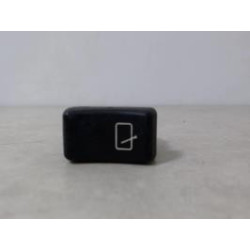 Bouton/Interrupteur RENAULT R25 PHASE 1 d’occasion