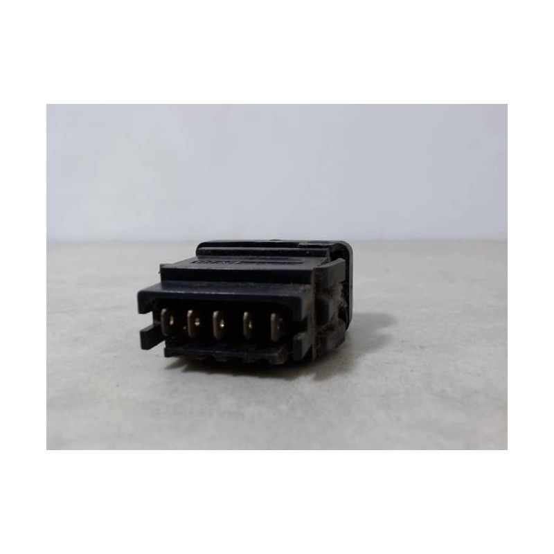Bouton/Interrupteur RENAULT R25 PHASE 1 d’occasion