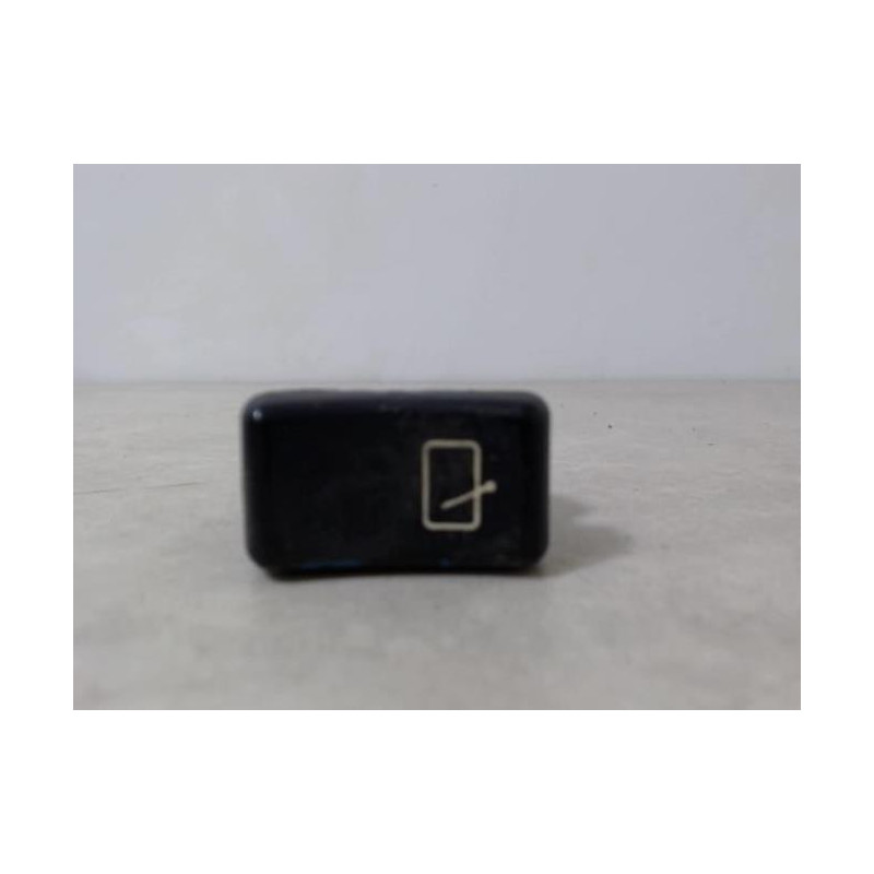 Bouton/Interrupteur RENAULT R25 PHASE 1 d’occasion